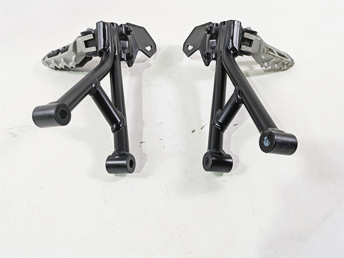 2022 Ducati Scrambler Desert Sled Rear Passenger Footpeg Set 46510752BA {{ shop.shopifyCountryName }} - Mototech271