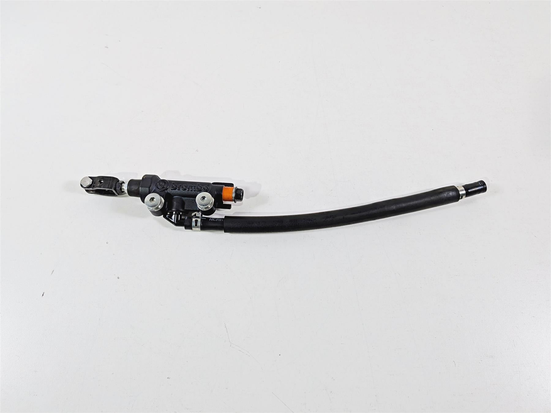 2025 Yamaha YZF R7 Rear 1/2 Brake Master Cylinder Brembo 56P-2583V-01-00 {{ shop.shopifyCountryName }} - Mototech271