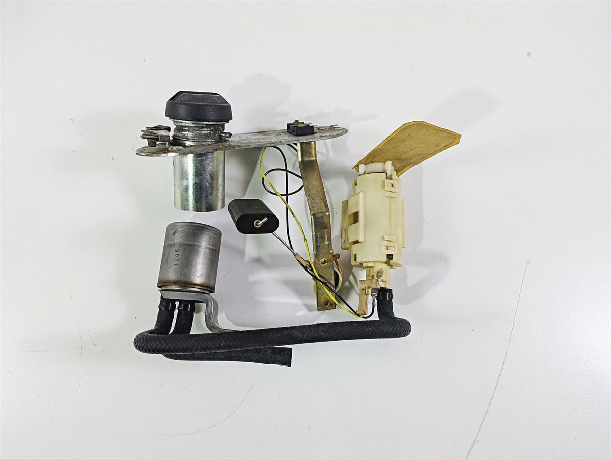 1996 Harley Touring FLHTCUI Electra Glide Fuel Gas Petrol Pump Set 75069-95 {{ shop.shopifyCountryName }} - Mototech271