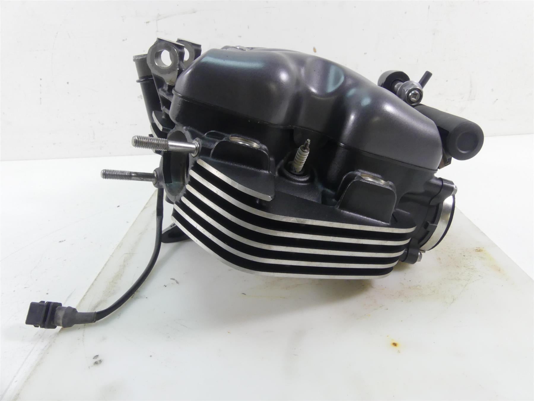 2017 Triumph Thruxton 1200 R Cylinderhead Cylinder Head 4K T1156014 {{ shop.shopifyCountryName }} - Mototech271