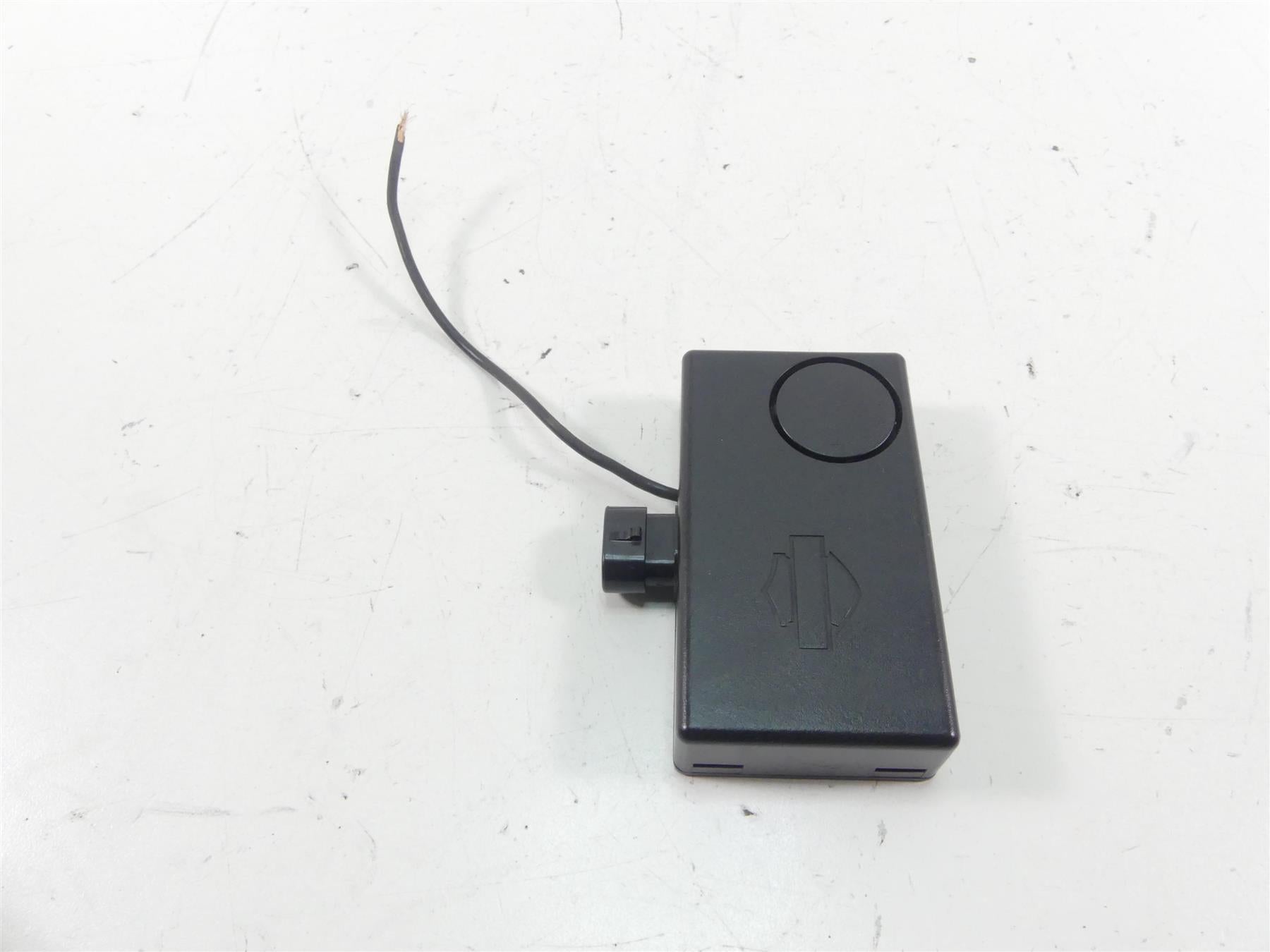 2010 Harley FXDWG Dyna Wide Glide Siren Control Module Box 68970-06A {{ shop.shopifyCountryName }} - Mototech271