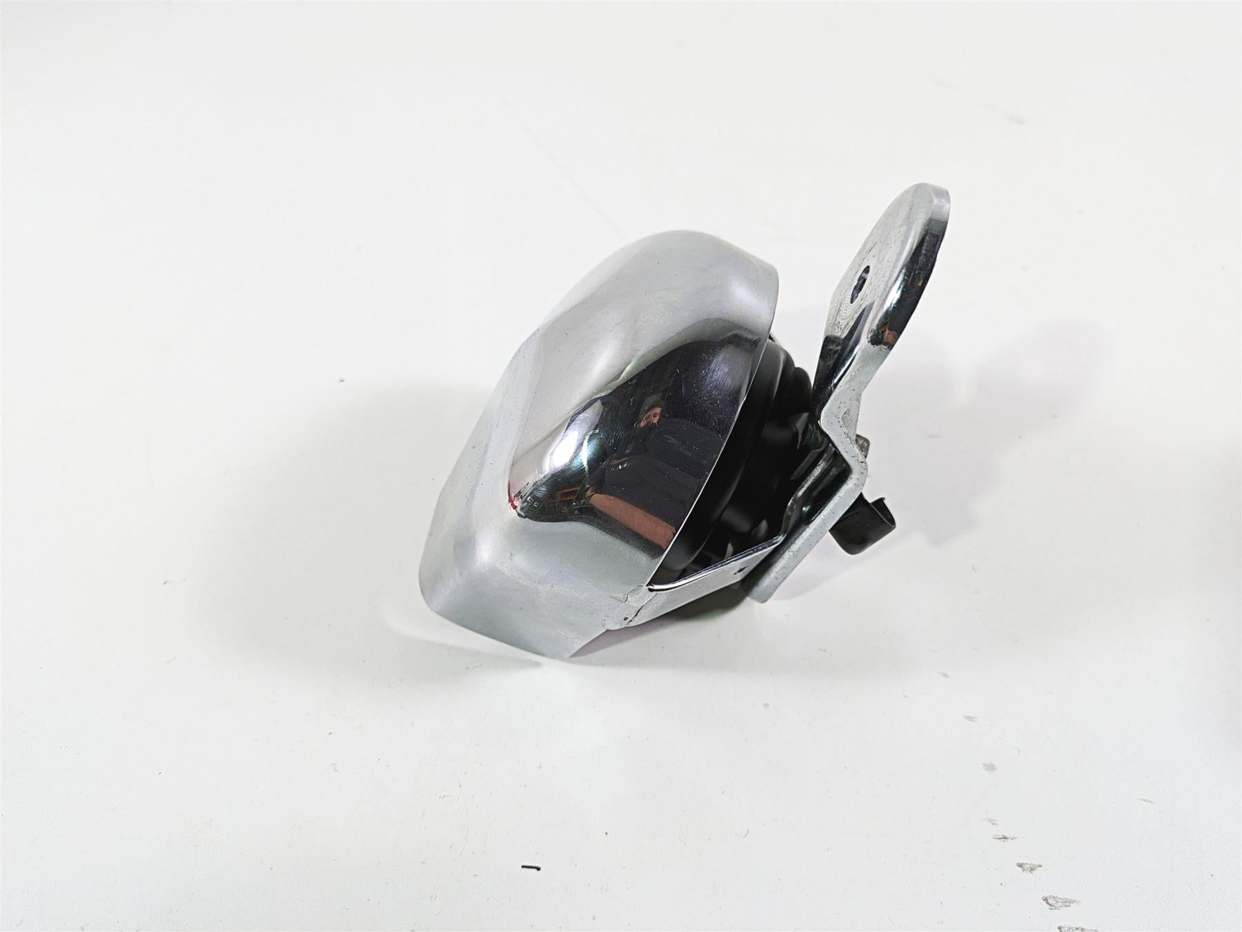 2008 Harley FLSTC Softail Heritage Horn + Chrome Cover 61300478A 69060-90H {{ shop.shopifyCountryName }} - Mototech271