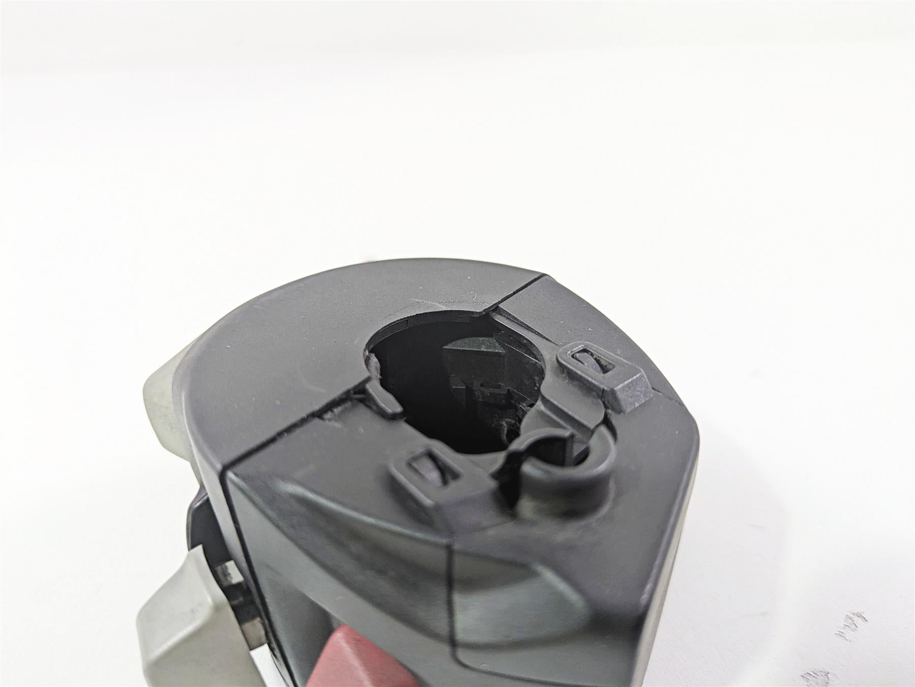 2018 BMW R nineT Urban GS K33 Left Hand Abs Asc Control Switch 61318549997 {{ shop.shopifyCountryName }} - Mototech271