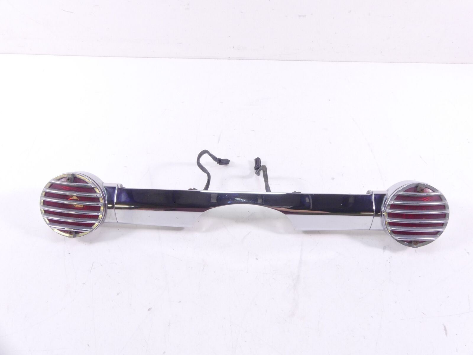 2009 Harley Touring FLHRC Road King Rear Turn Signal Blinker Bar 68510-74C | Mototech271