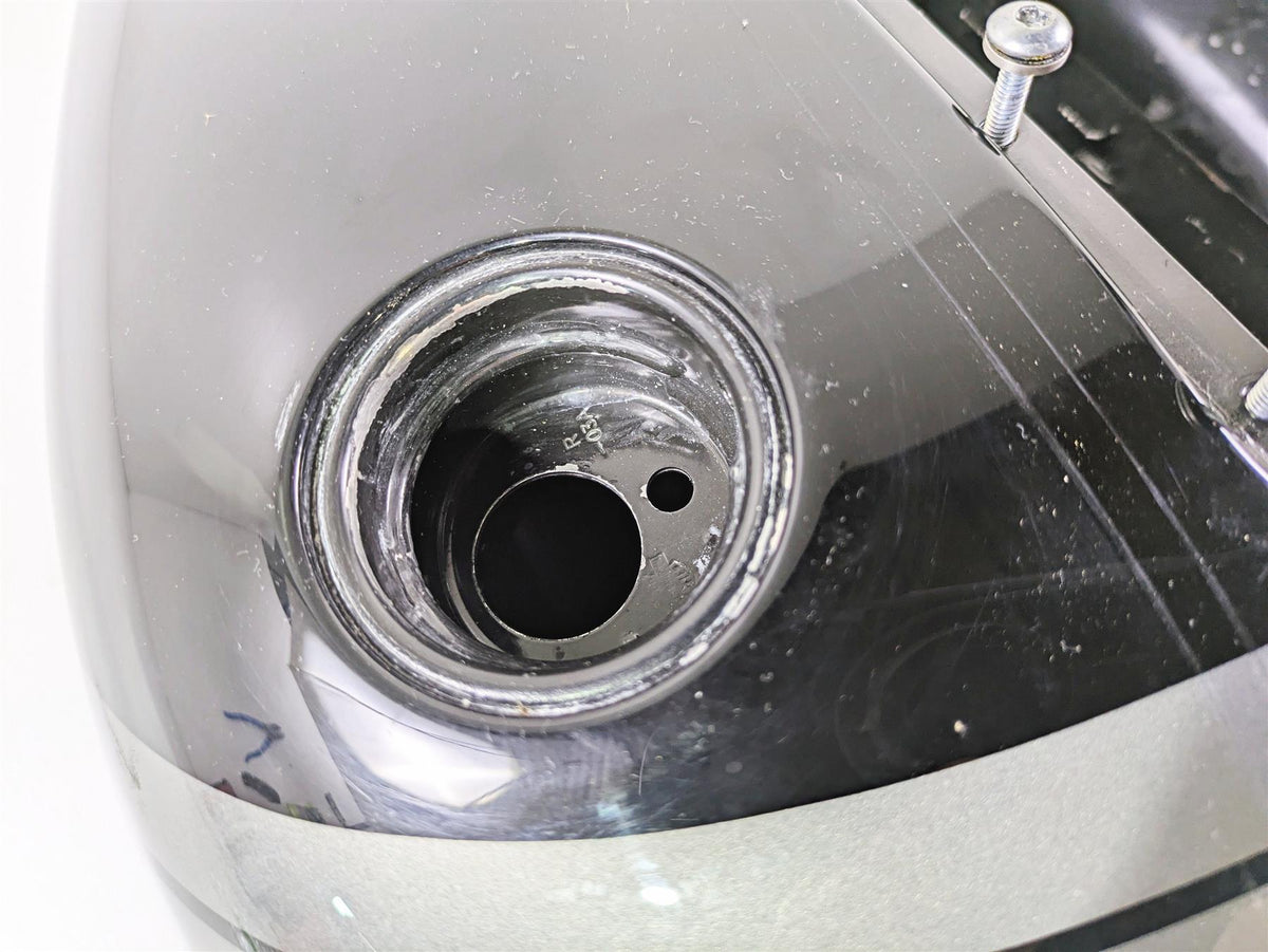 2014 Harley FXDF Dyna Fat Bob Fuel Gas Petrol Tank - No Dents 61586-04B {{ shop.shopifyCountryName }} - Mototech271