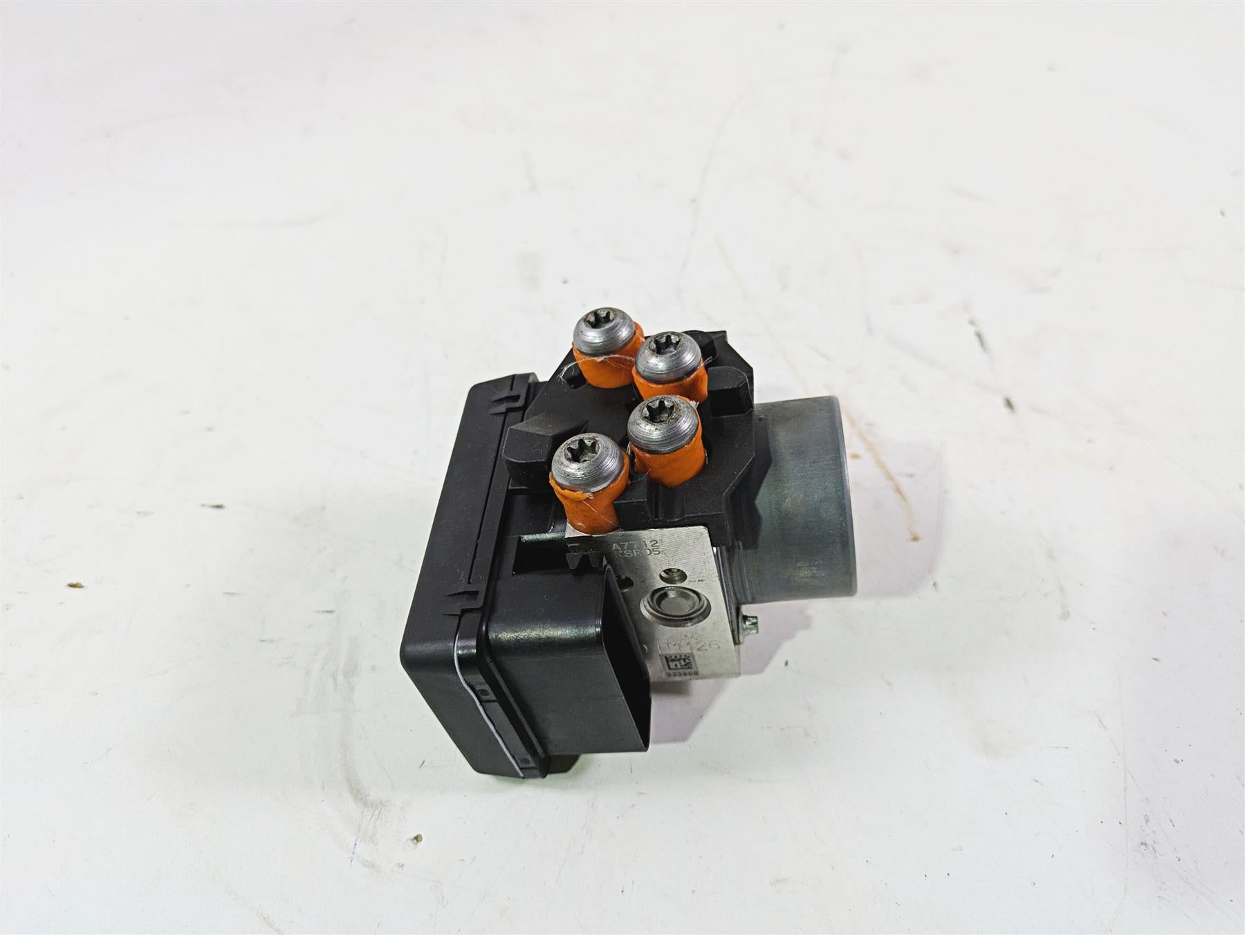 2017 BMW F800GS Adv K75 Abs Brake Pump Pressure Module 34518546851 {{ shop.shopifyCountryName }} - Mototech271