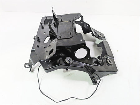 2017 Indian Chieftain Limited Front Fairing Stay Holder Carrier 1022608 {{ shop.shopifyCountryName }} - Mototech271