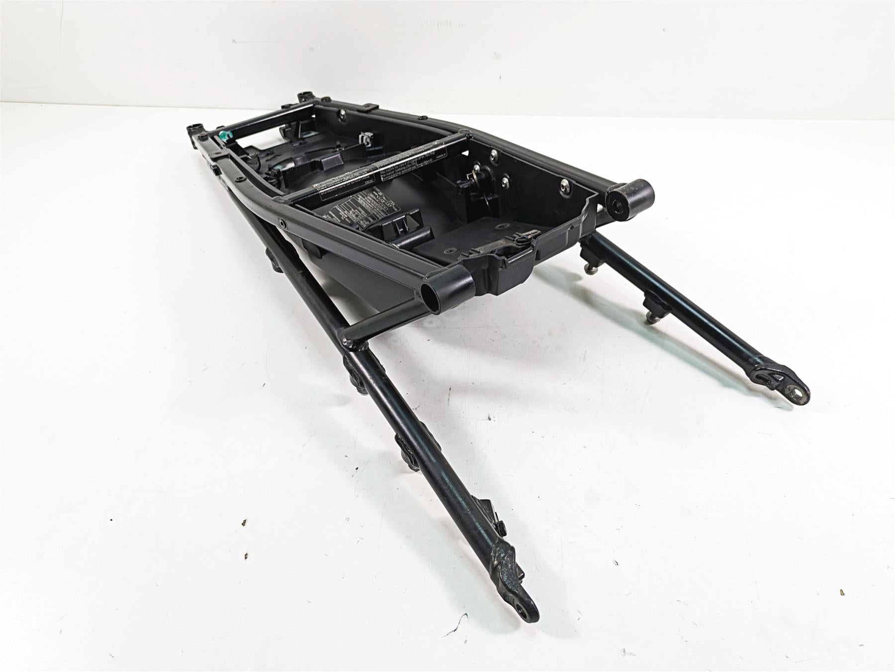 2016 BMW R1200R K53 Straight Subframe & Inner Fender 46518524784 46518524783 {{ shop.shopifyCountryName }} - Mototech271