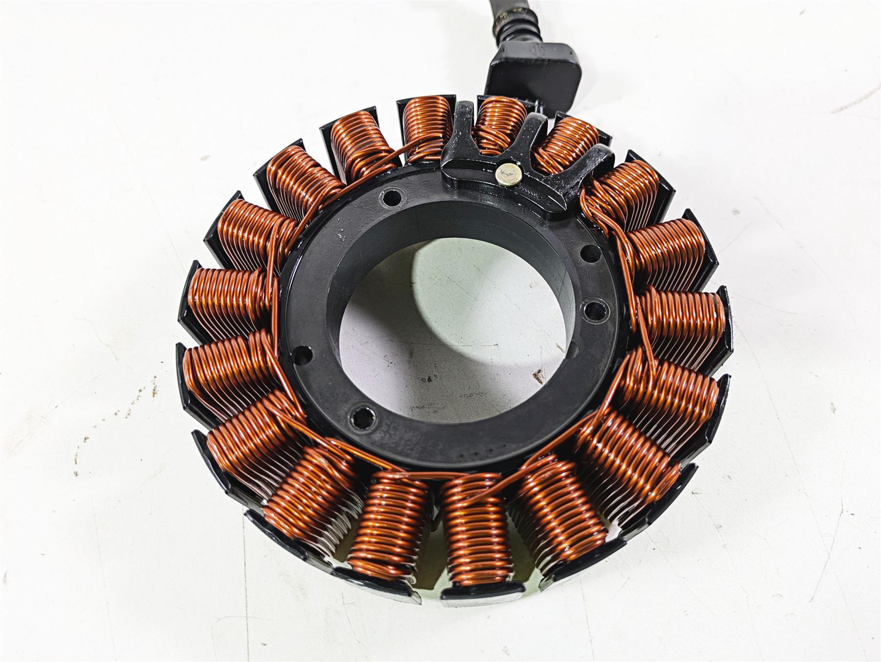 2018 Harley Softail FXFBS Fat Bob Stator Alternator Generator 3Ph 50A 29900042A {{ shop.shopifyCountryName }} - Mototech271