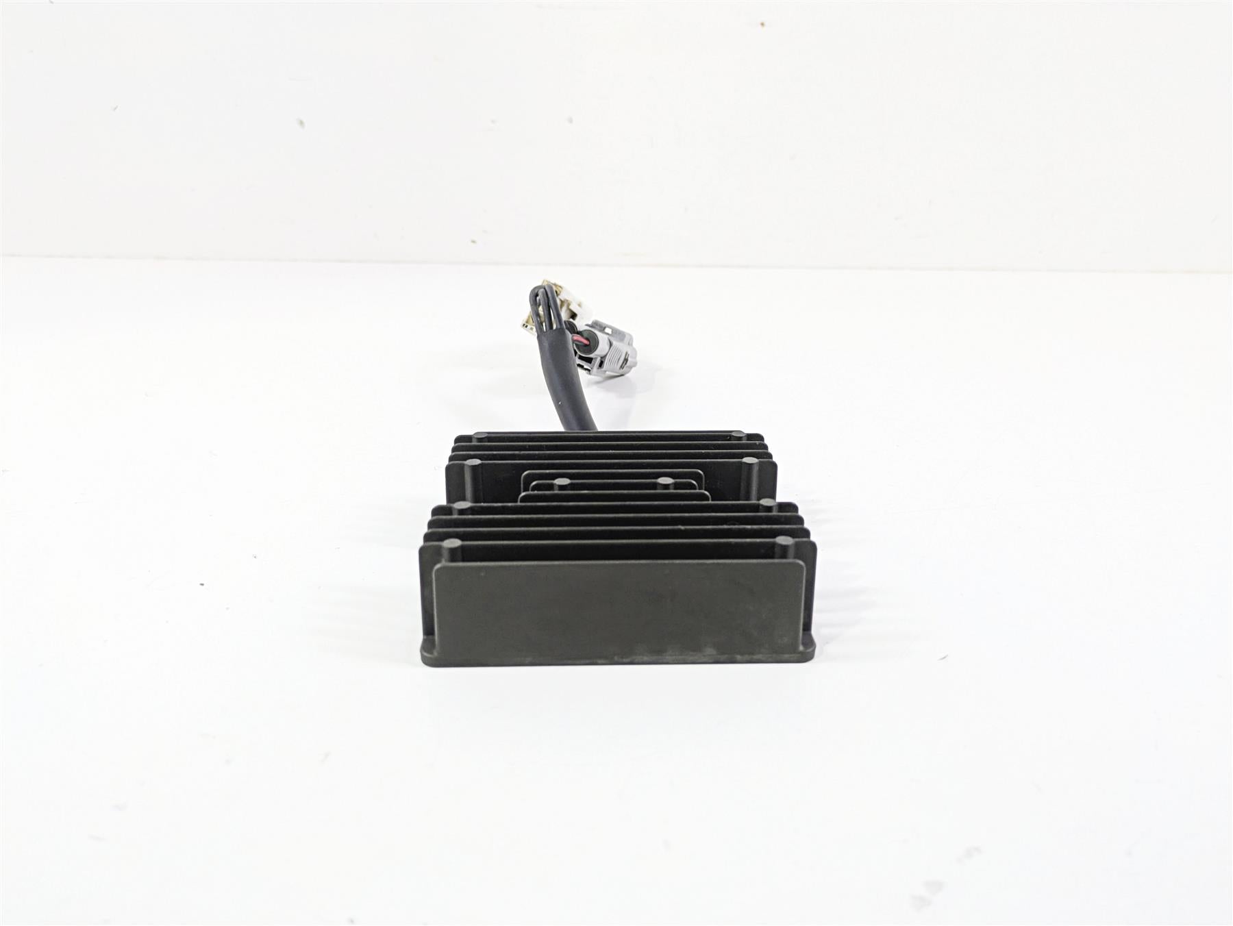 2019 Suzuki M109R VZR1800 Boulevard Rectifier Voltage Regulator 32800-10G30 {{ shop.shopifyCountryName }} - Mototech271