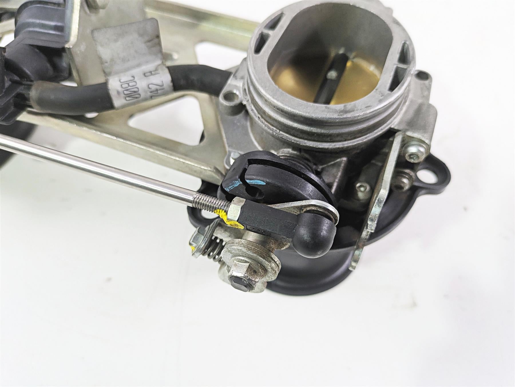 2012 Ducati Streetfighter 848 Throttle Body Fuel Injection TPS Stacks 28240881A {{ shop.shopifyCountryName }} - Mototech271