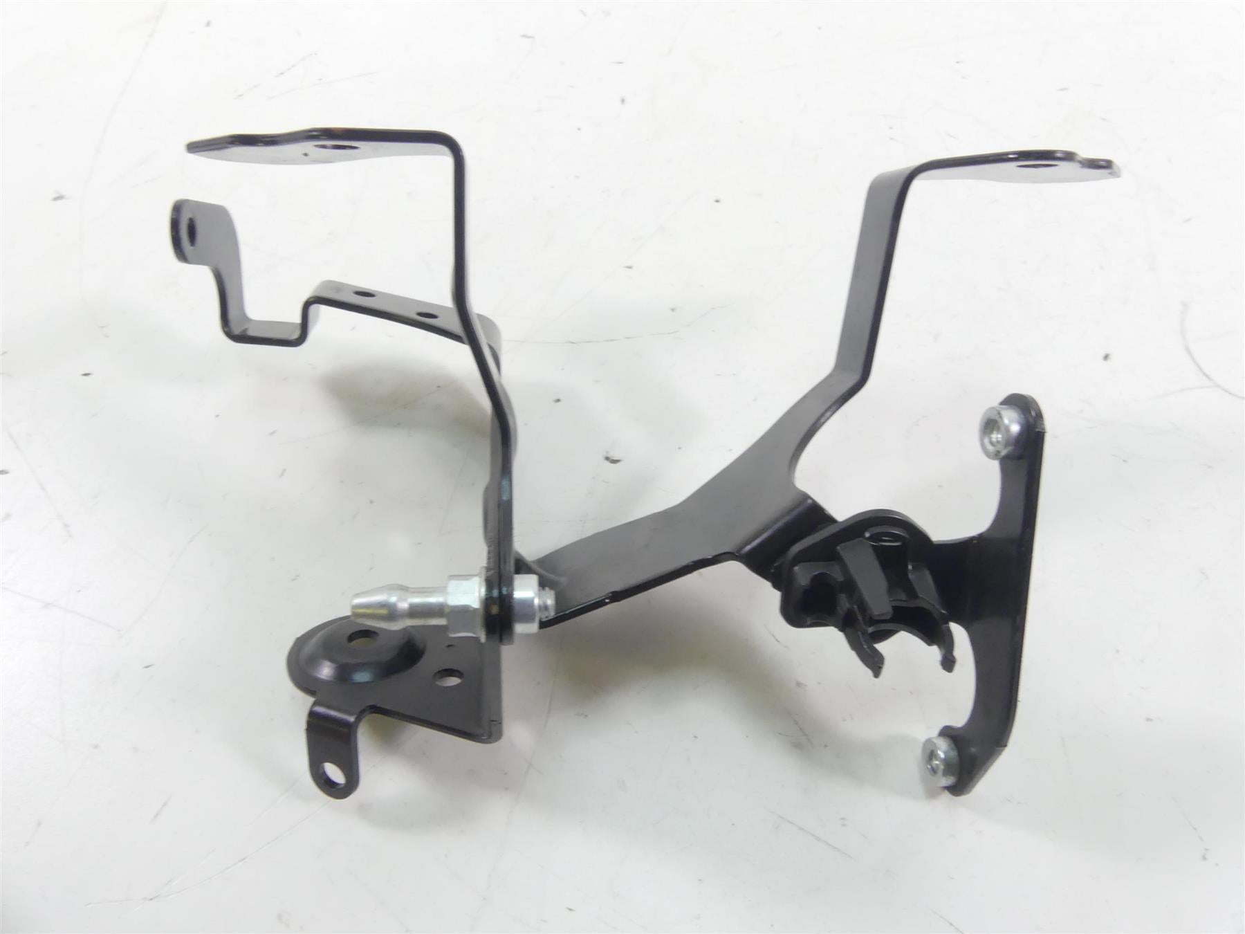 2021 Harley Softail FXBBS 114 Street Bob Electrical Battery Carrier Set 69201523 {{ shop.shopifyCountryName }} - Mototech271