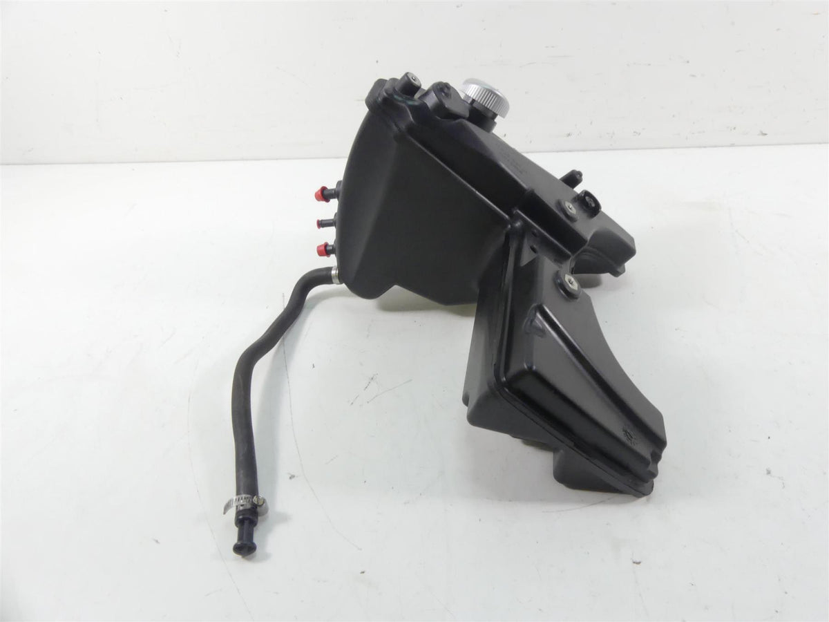 2019 Harley XL883 N Sportster Iron Oil Tank Reservoir & Dip Stick 62500017 {{ shop.shopifyCountryName }} - Mototech271