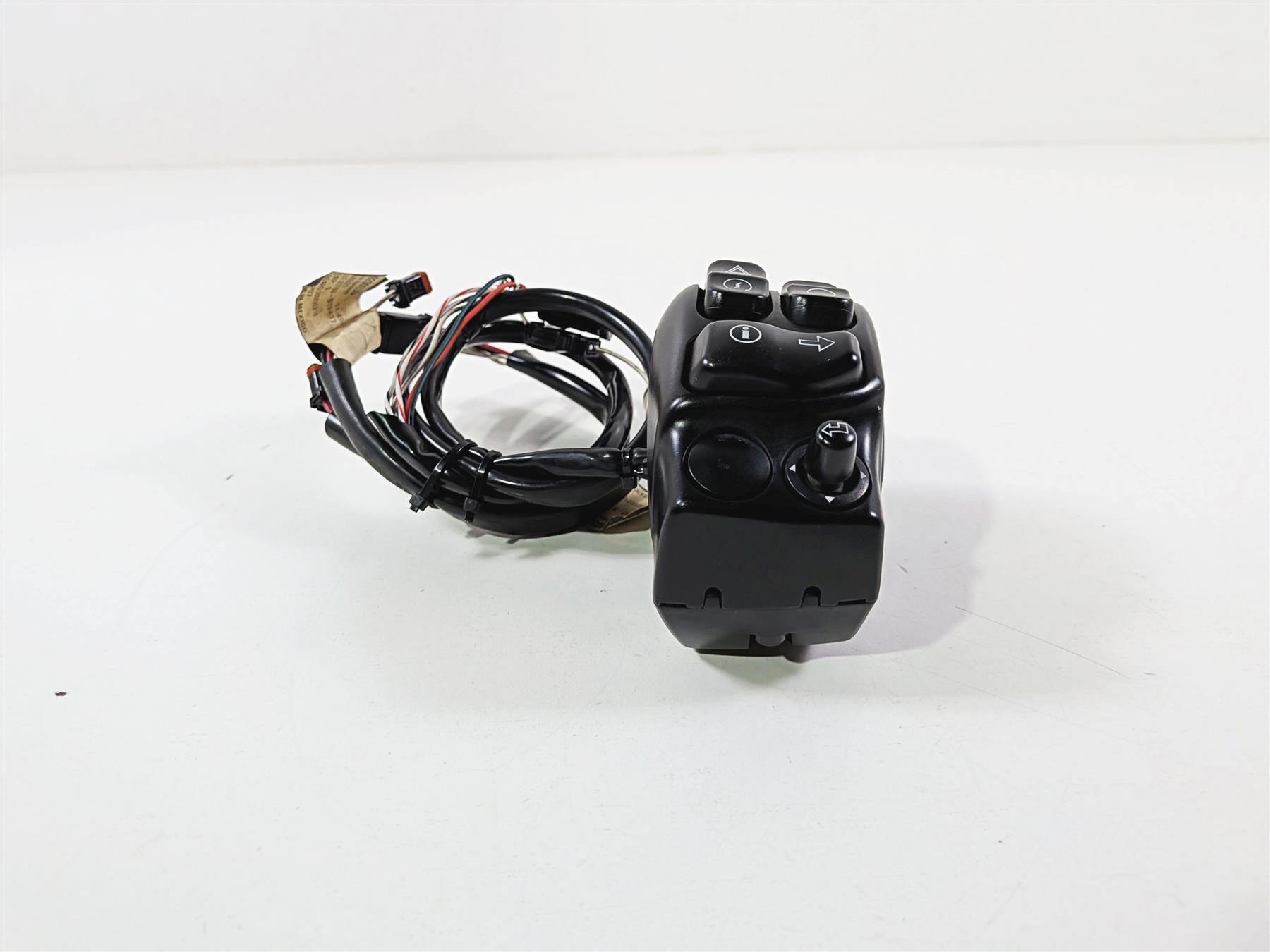 2016 Harley Touring FLHX Street Glide Right Hand Control Switch 71500129B {{ shop.shopifyCountryName }} - Mototech271