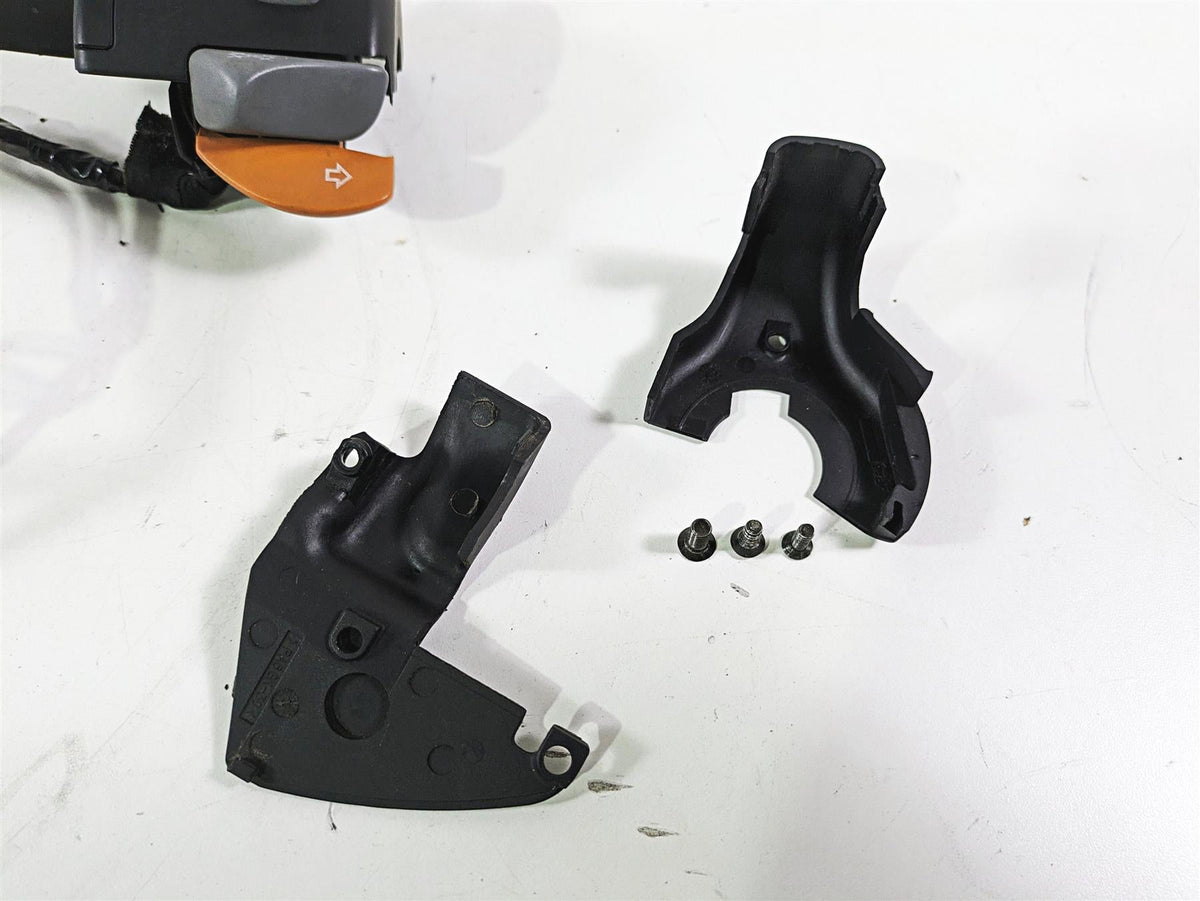 2004 BMW R1150GS R21 Right Hand Control Switch Grip Heater Start Kill 7675330 {{ shop.shopifyCountryName }} - Mototech271