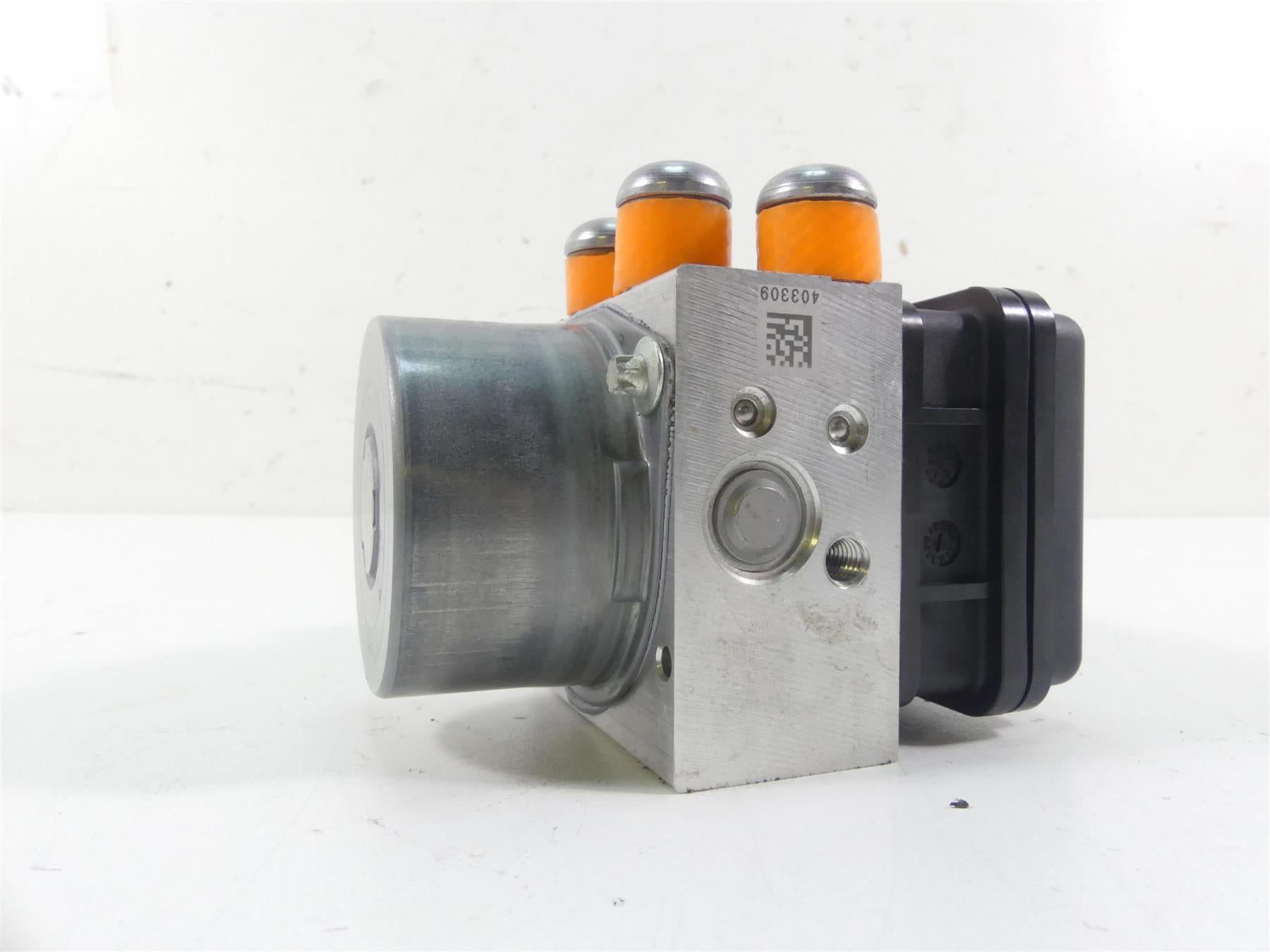 2017 BMW RnineT Racer K32 Abs Brake Pump Pressure Unit Module 8567777 {{ shop.shopifyCountryName }} - Mototech271