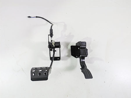 2023 Kawasaki Teryx KRX KRF 1000 C Foot Brake Accelerator Pedal Set 39075-0033 {{ shop.shopifyCountryName }} - Mototech271
