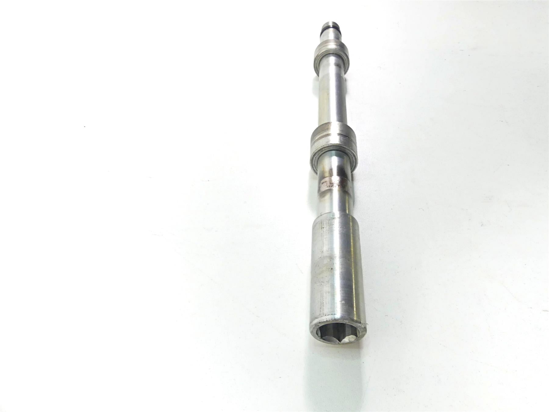2011 Victory Cross Country Straight Front Wheel Spindle Axle 5137439 {{ shop.shopifyCountryName }} - Mototech271
