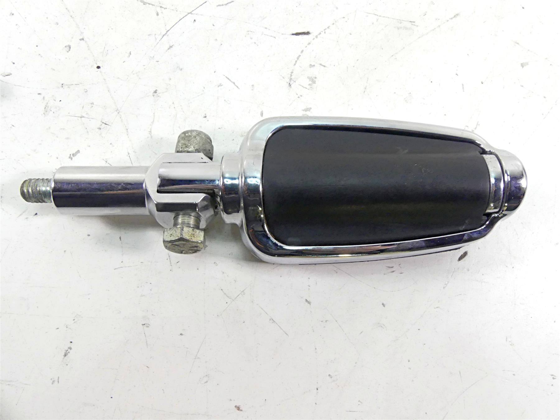 2006 Harley Softail FXSTSI Springer Rear Slipstream Footpeg Set 50942-00 {{ shop.shopifyCountryName }} - Mototech271