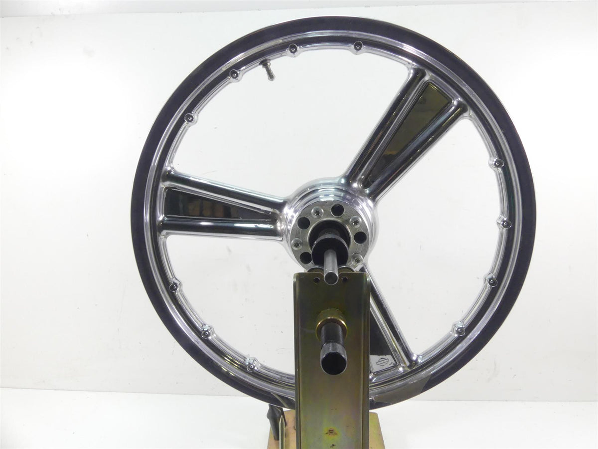 2004 Harley Softail FXSTD SE CVO Deuce Front Chrome Wheel Rim 21x2.15 44624-03 {{ shop.shopifyCountryName }} - Mototech271
