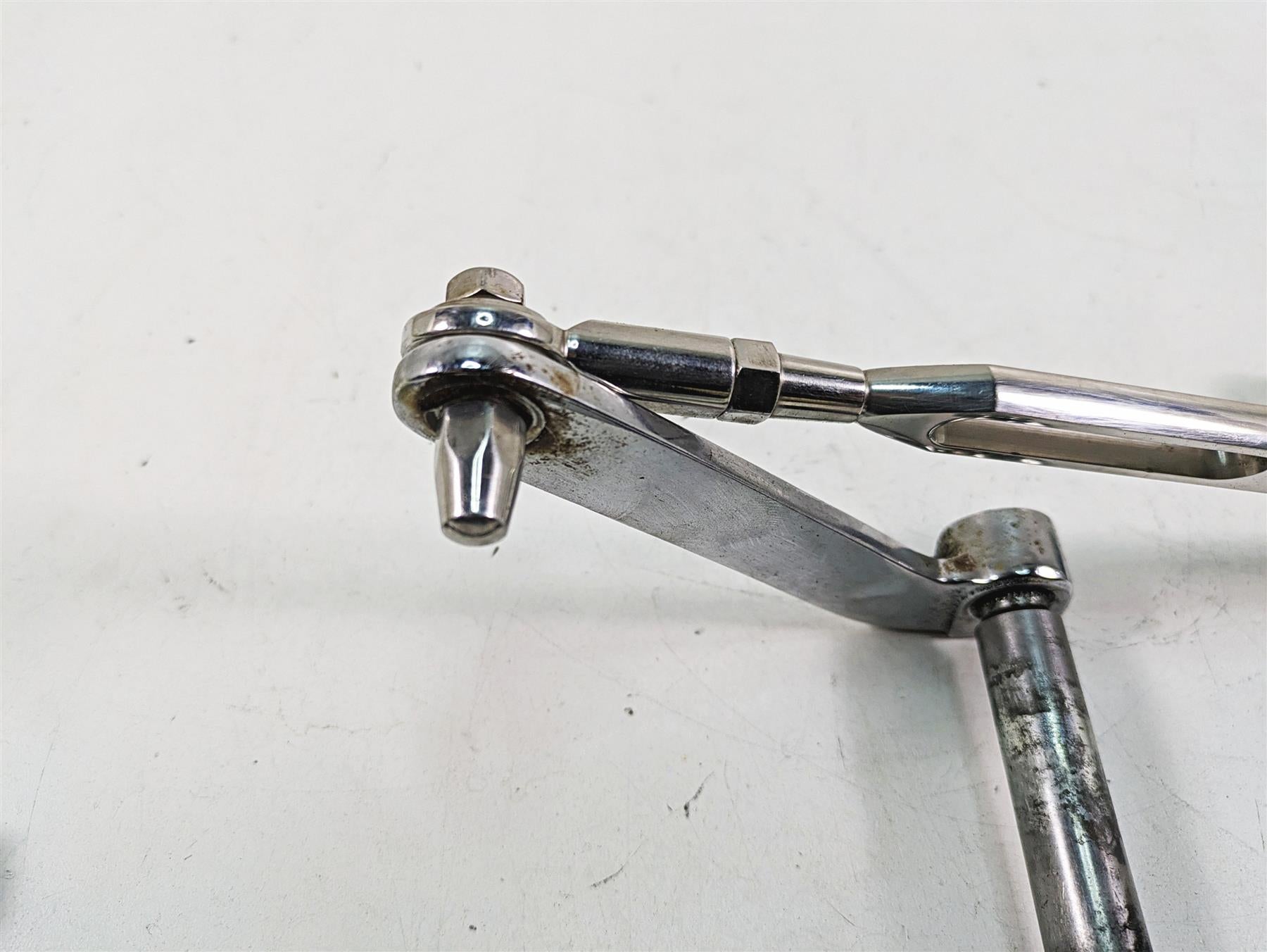 1999 Harley Touring FLHTC Electra Glide Chrome Shifter Pedal Linkage 33895-82E {{ shop.shopifyCountryName }} - Mototech271