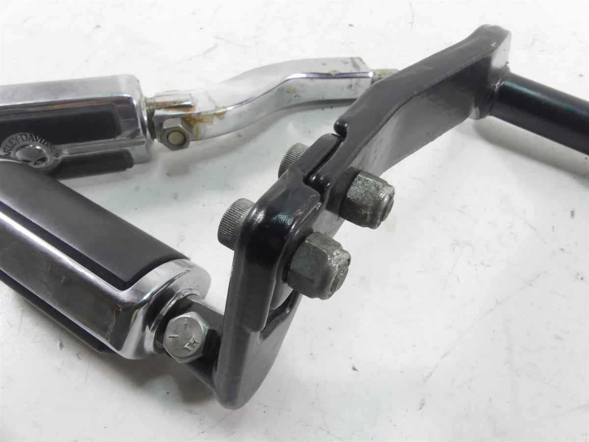 1998 Harley Dyna FXDL Low Rider Rear Passenger Foot Peg Set + Mount Arm 52740-94 {{ shop.shopifyCountryName }} - Mototech271