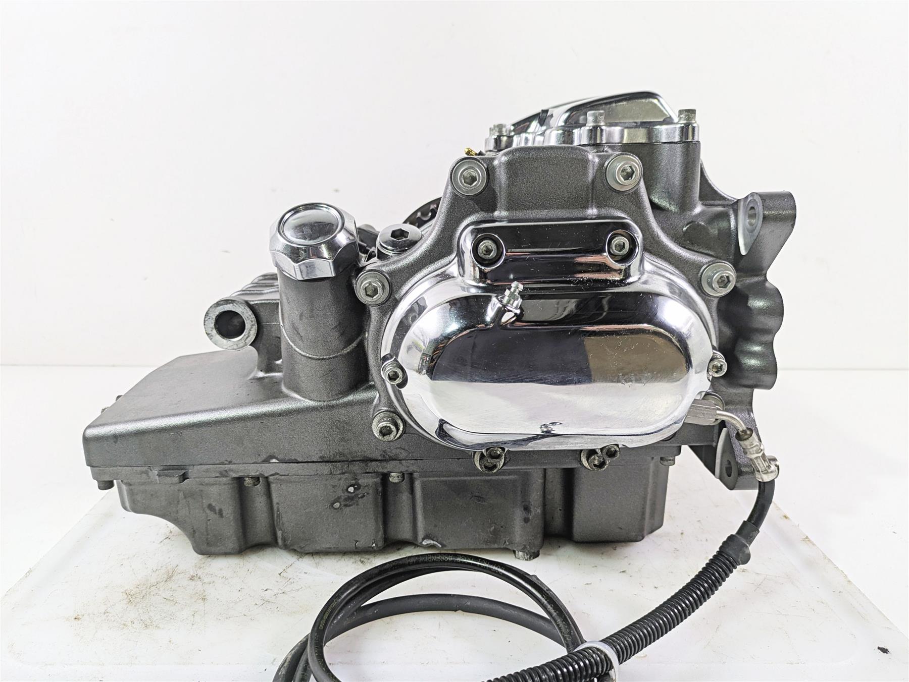 2010 Harley Touring FLHXSE CVO Street Glide 6-Sp Transmission Gear Box 33203-10A {{ shop.shopifyCountryName }} - Mototech271