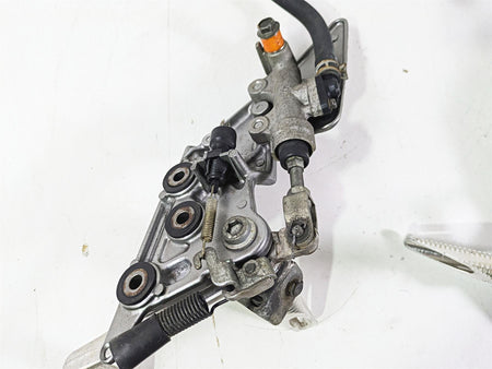 2003 Suzuki GSF1200 Bandit Foot Peg Rest + Shifter & Brake Lever Set 43511-26E02 {{ shop.shopifyCountryName }} - Mototech271
