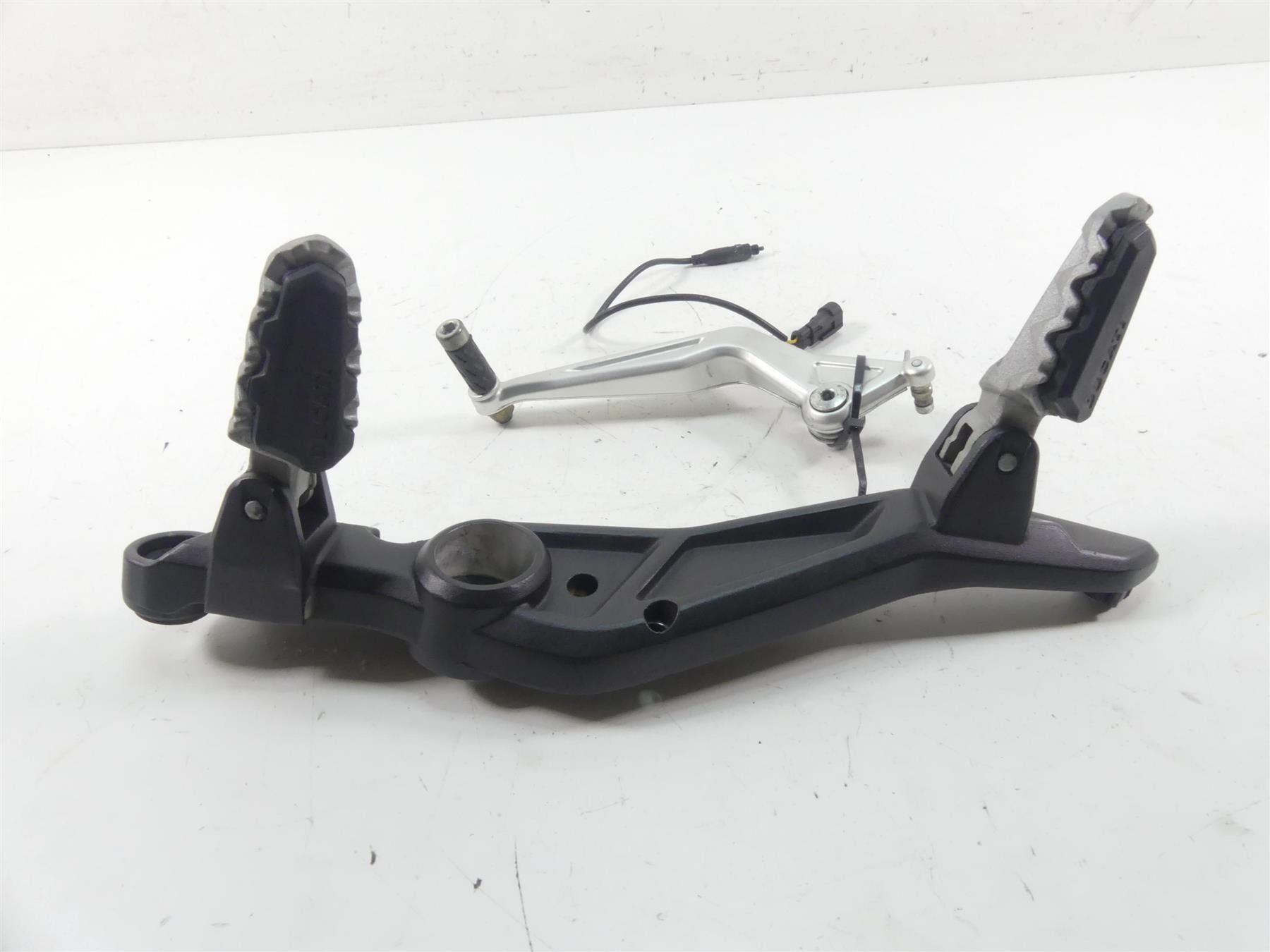 2018 Ducati Hypermotard 939 SP Right Footpeg Bracket Brake Pedal Set 82412101CA {{ shop.shopifyCountryName }} - Mototech271