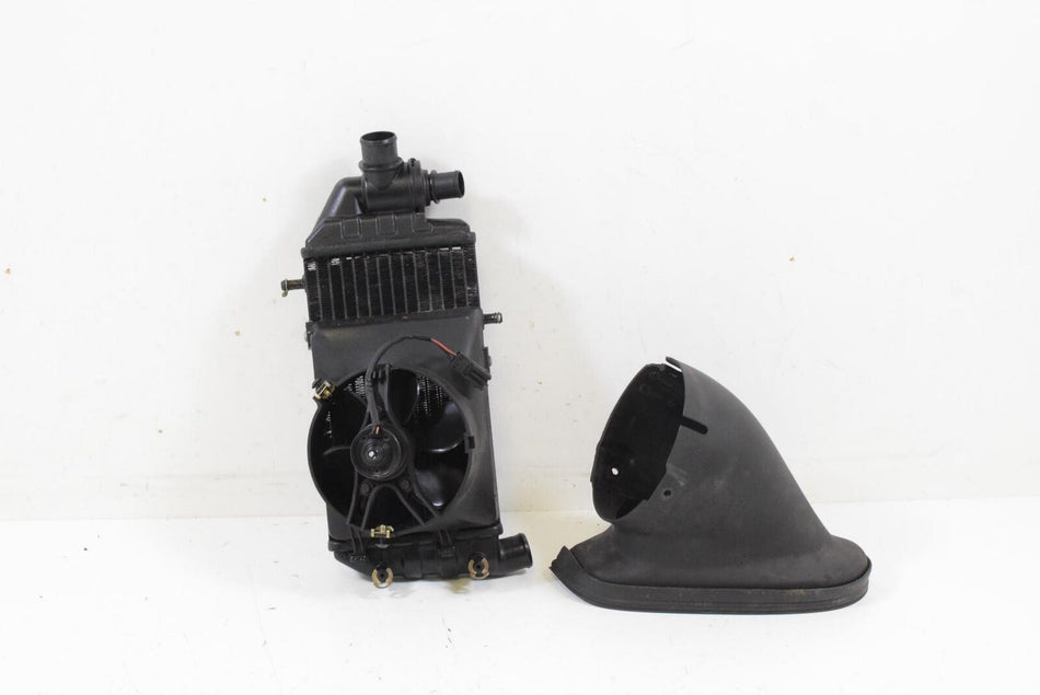 09 BMW K1200LT K1200 LT 89V3 Right Radiator Fan Air Scoop Duct Ram 17111465160 {{ shop.shopifyCountryName }} - Mototech271