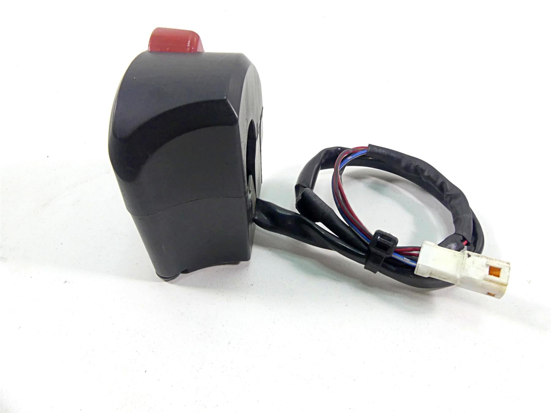 2012 Ducati Monster 1100 EVO Right Hand Kill Start Control Switch 65010071C {{ shop.shopifyCountryName }} - Mototech271