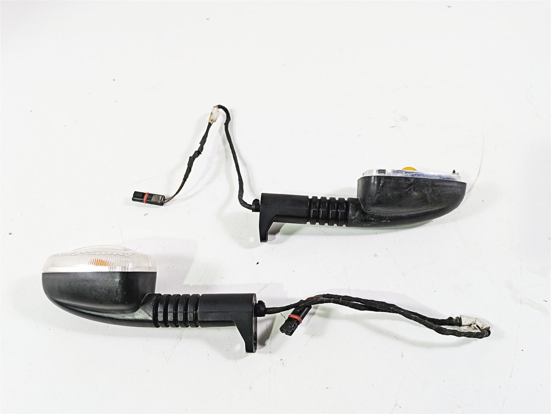 2012 BMW R1200R K27 Front Blinker Turn Signal Set - Read 63137667771 63137667772 {{ shop.shopifyCountryName }} - Mototech271