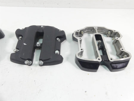 2021 Harley Softail FXBBS Street Bob Cylinder Head Valve Cover Set 25700697 {{ shop.shopifyCountryName }} - Mototech271