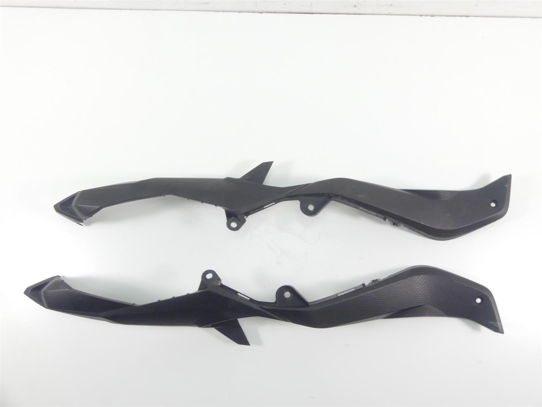 2016 BMW S1000XR K49 Lower Tail Side Fairing Cover Cowl Set 46627717027 {{ shop.shopifyCountryName }} - Mototech271