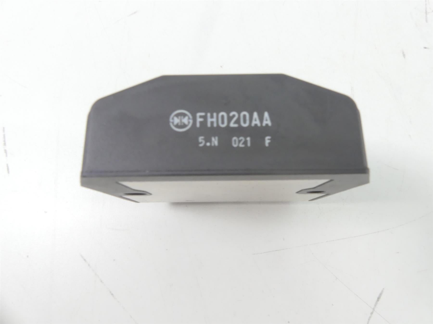 2016 BMW R1200GS K50 Rectifier Voltage Regulator 12318523367 FH020AA {{ shop.shopifyCountryName }} - Mototech271