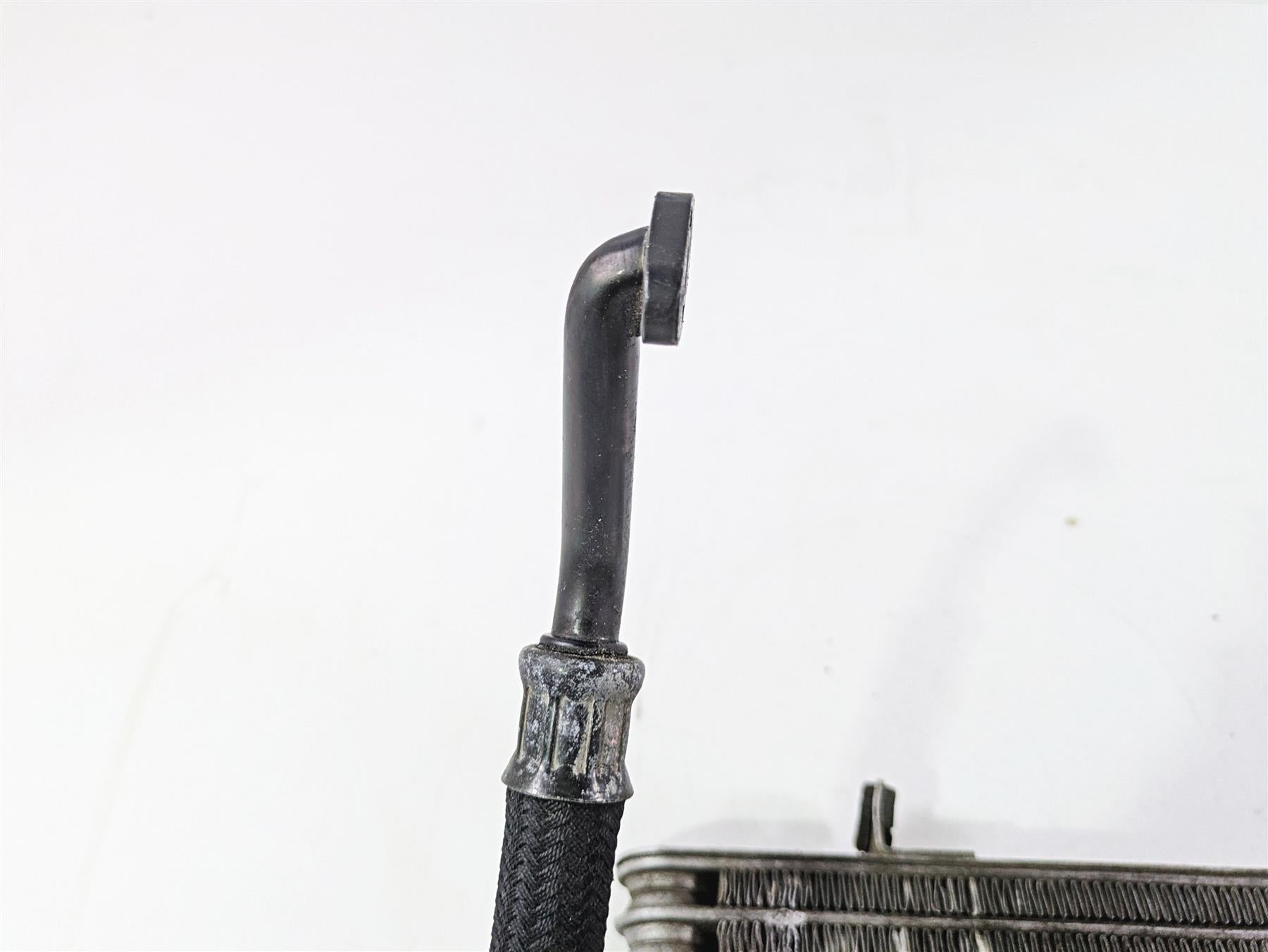 2006 Suzuki GSXR1000 K6 Oil Cooler & Lines - Read 16600-40F10 {{ shop.shopifyCountryName }} - Mototech271