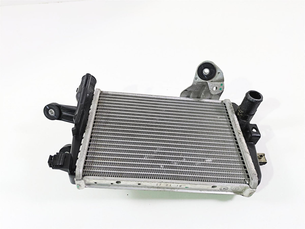 2019 BMW R1250RT K52 Left Radiator Fan Hoses Set 17118546408 {{ shop.shopifyCountryName }} - Mototech271