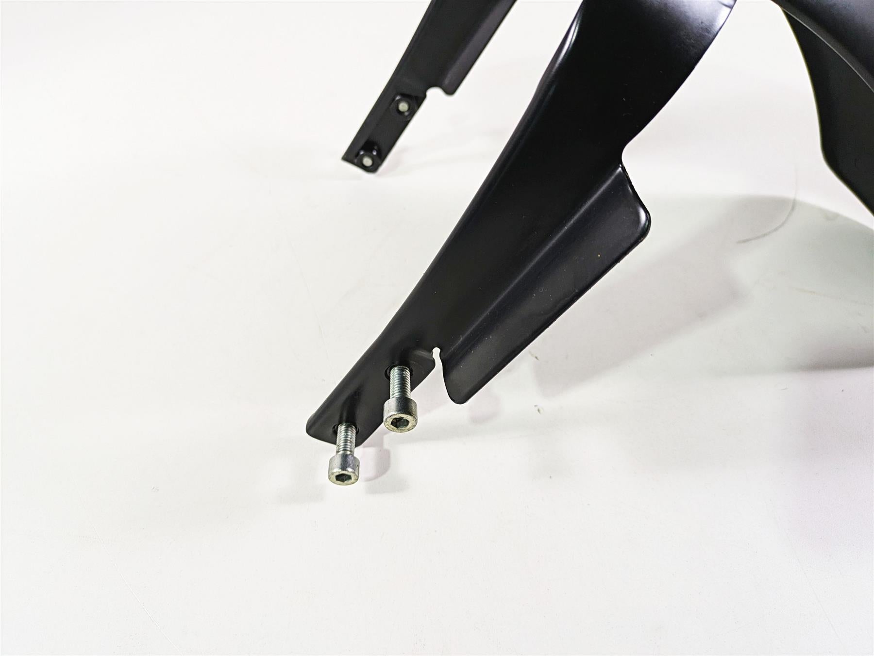 2009 Harley XR1200 Sportster Front Fender + Holder 59022-07 {{ shop.shopifyCountryName }} - Mototech271