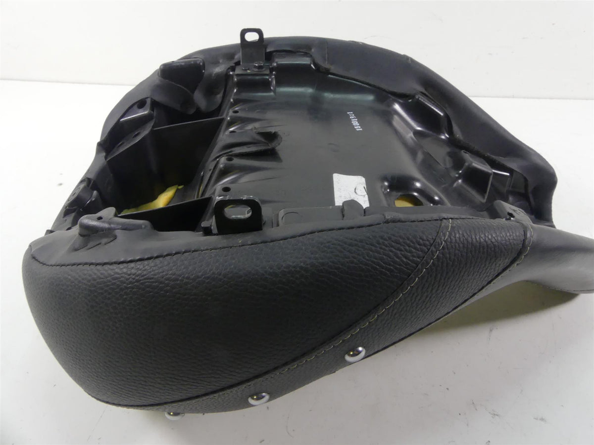 2016 Indian Chief Dark Horse Studded Front Rider Driver Seat Saddle 2686412 {{ shop.shopifyCountryName }} - Mototech271
