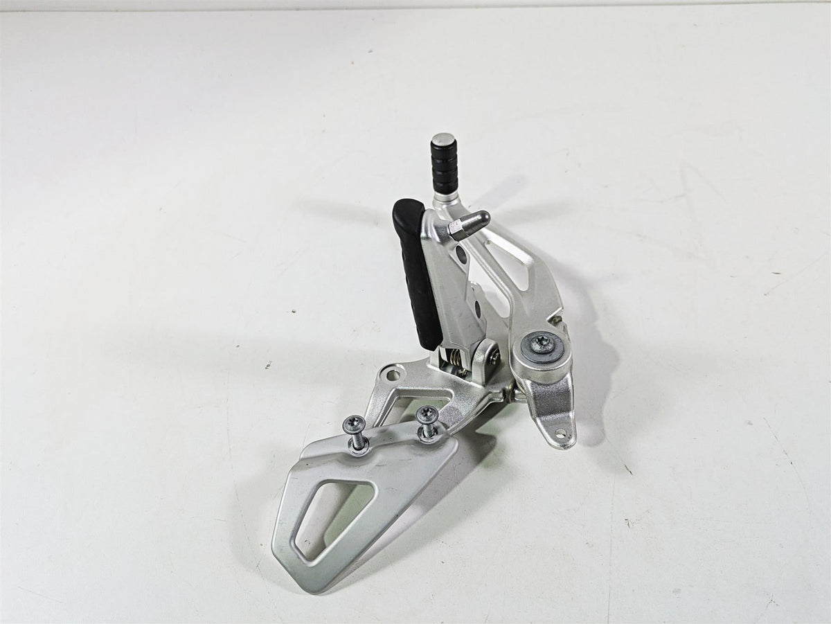 2014 BMW R nine T R9T K21 Right Front Rider Footpeg & Brake Pedal 46717671078 {{ shop.shopifyCountryName }} - Mototech271