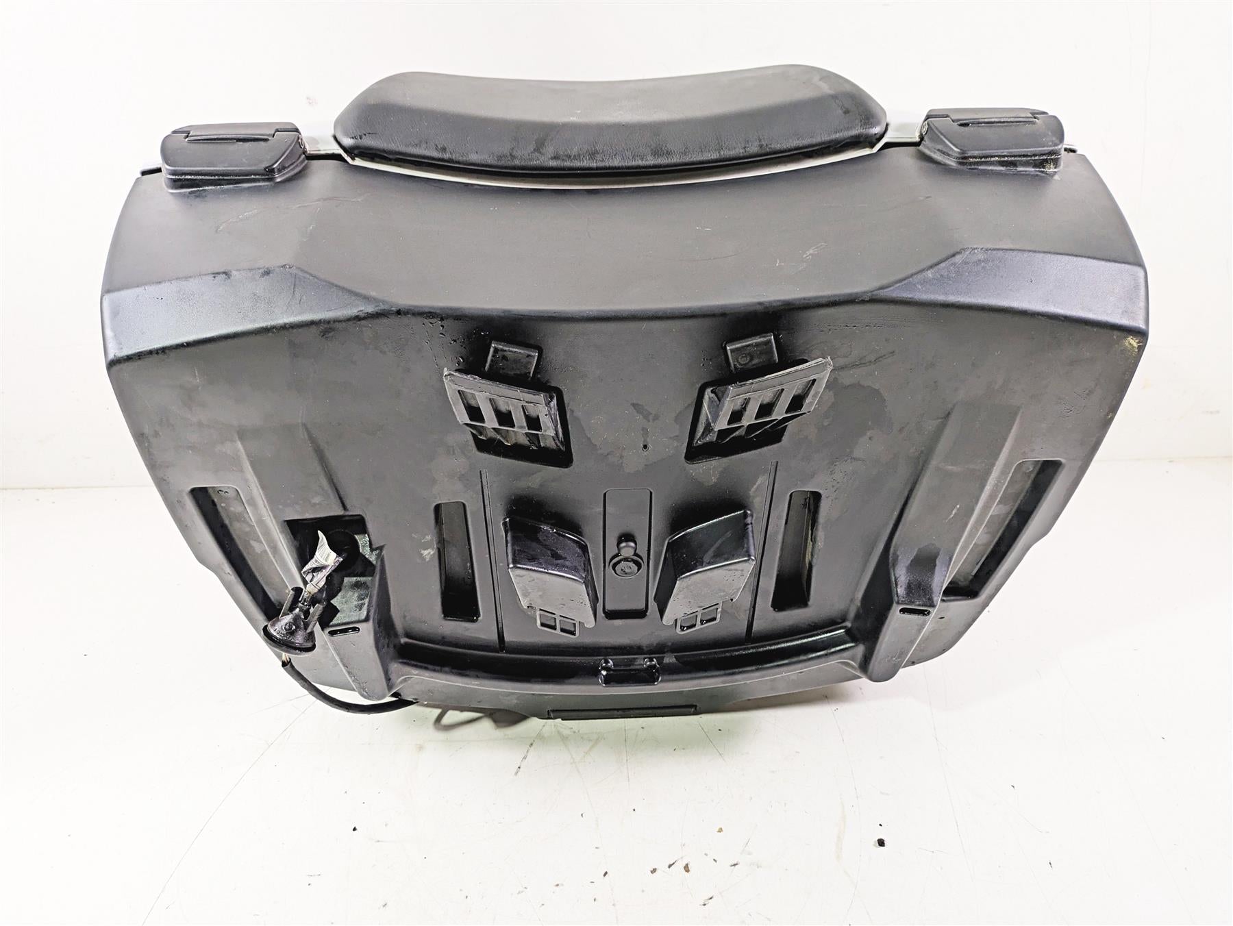 2015 BMW K1600 GT K48 Rear Top Case Trunk Luggage Box 46547729452 {{ shop.shopifyCountryName }} - Mototech271