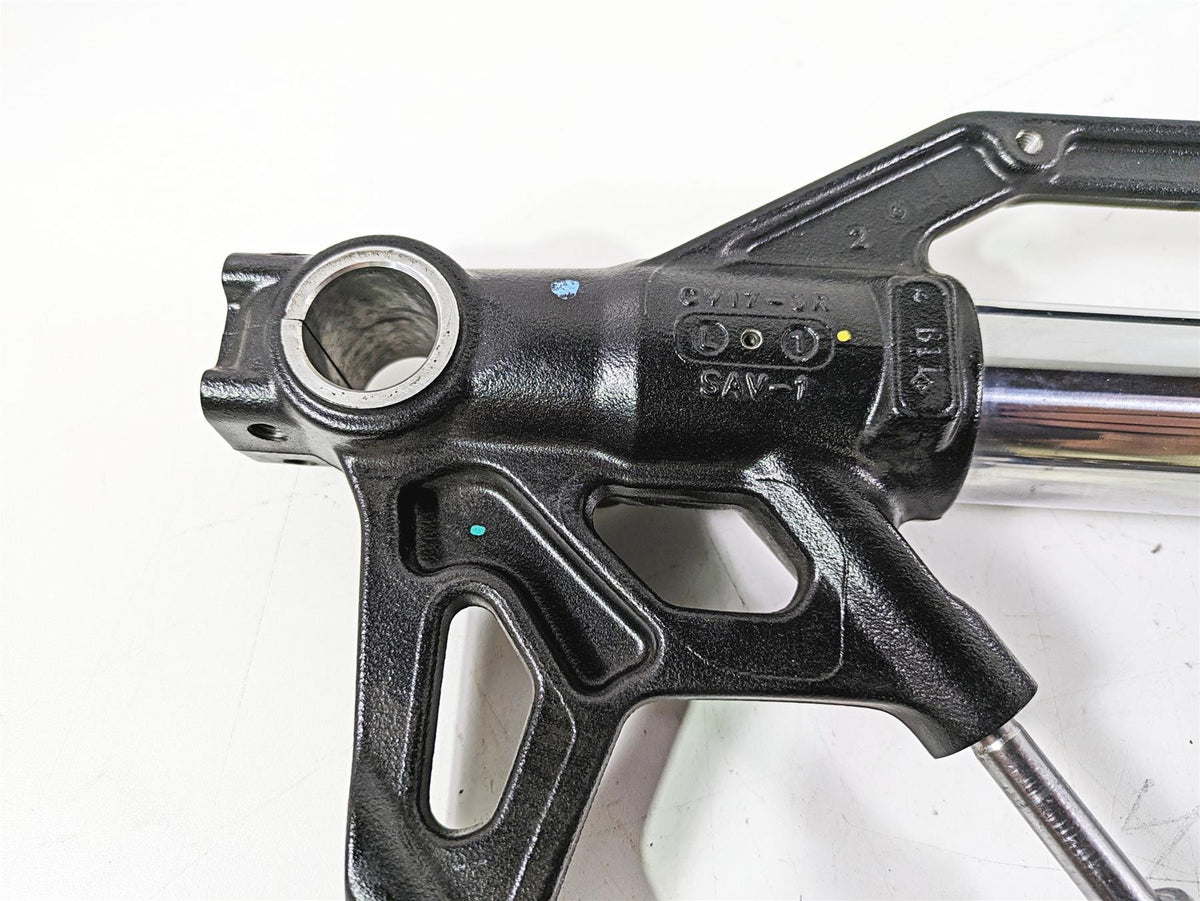 2023 Triumph Street Triple 765 RS Straight Showa Front Fork Leg Set 2k T2041654 {{ shop.shopifyCountryName }} - Mototech271