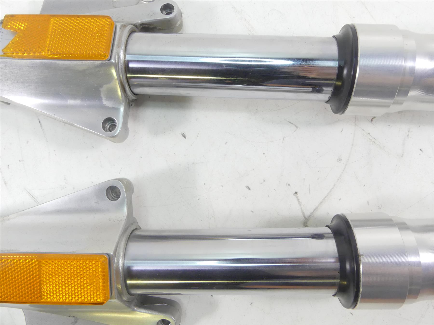 2005 Honda V-Twin VTX1800 S3 Front Straight Fork Leg 51580-MCV-R21 51480-MCV-R21 {{ shop.shopifyCountryName }} - Mototech271