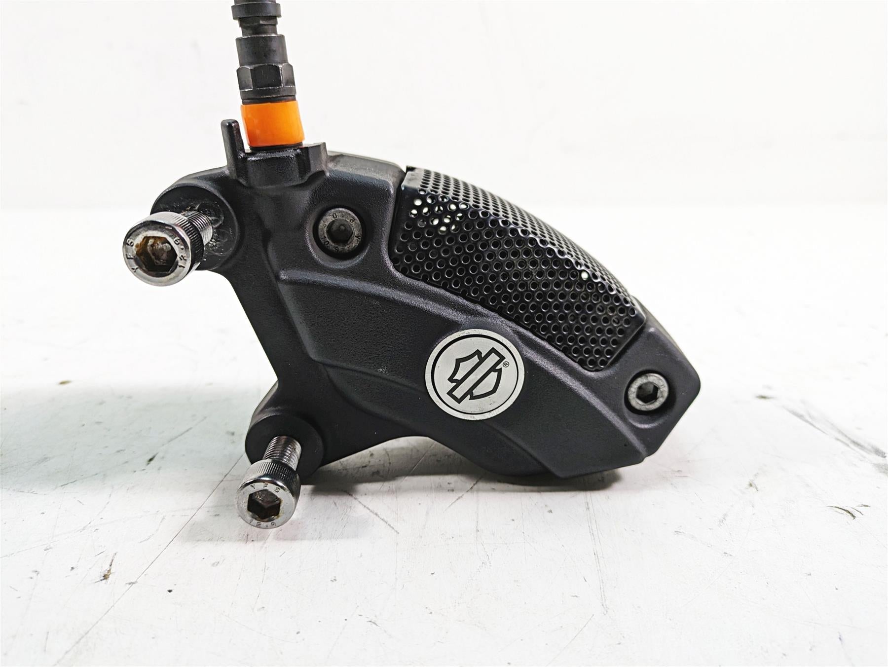 2015 Harley Touring FLHXS Street Glide Front Brake Caliper Set 43027-08 44023-08 {{ shop.shopifyCountryName }} - Mototech271