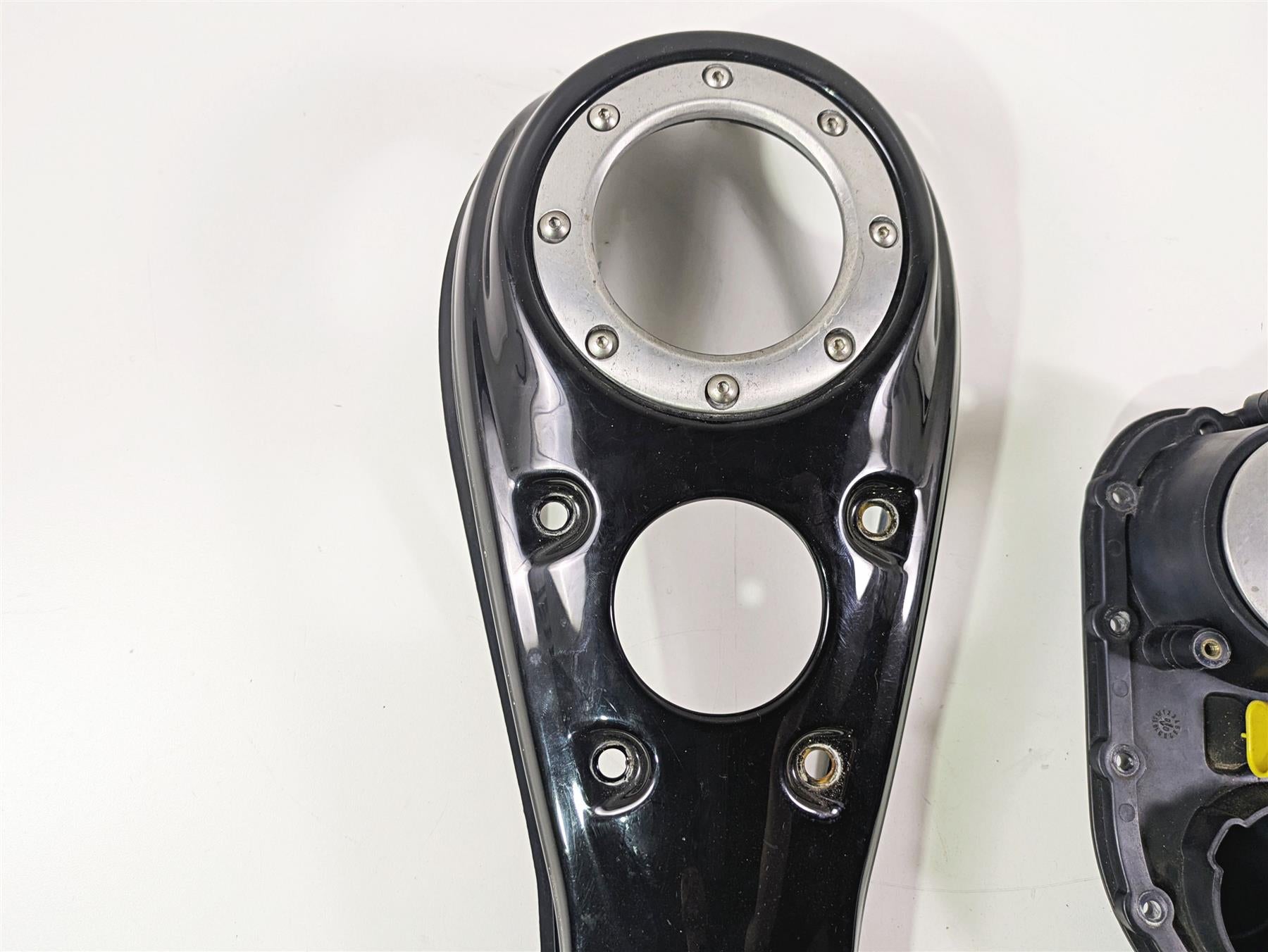 2009 Harley FXDC Dyna Super Glide Tank Dash Console Cover + Top Plate 61693-05DH {{ shop.shopifyCountryName }} - Mototech271