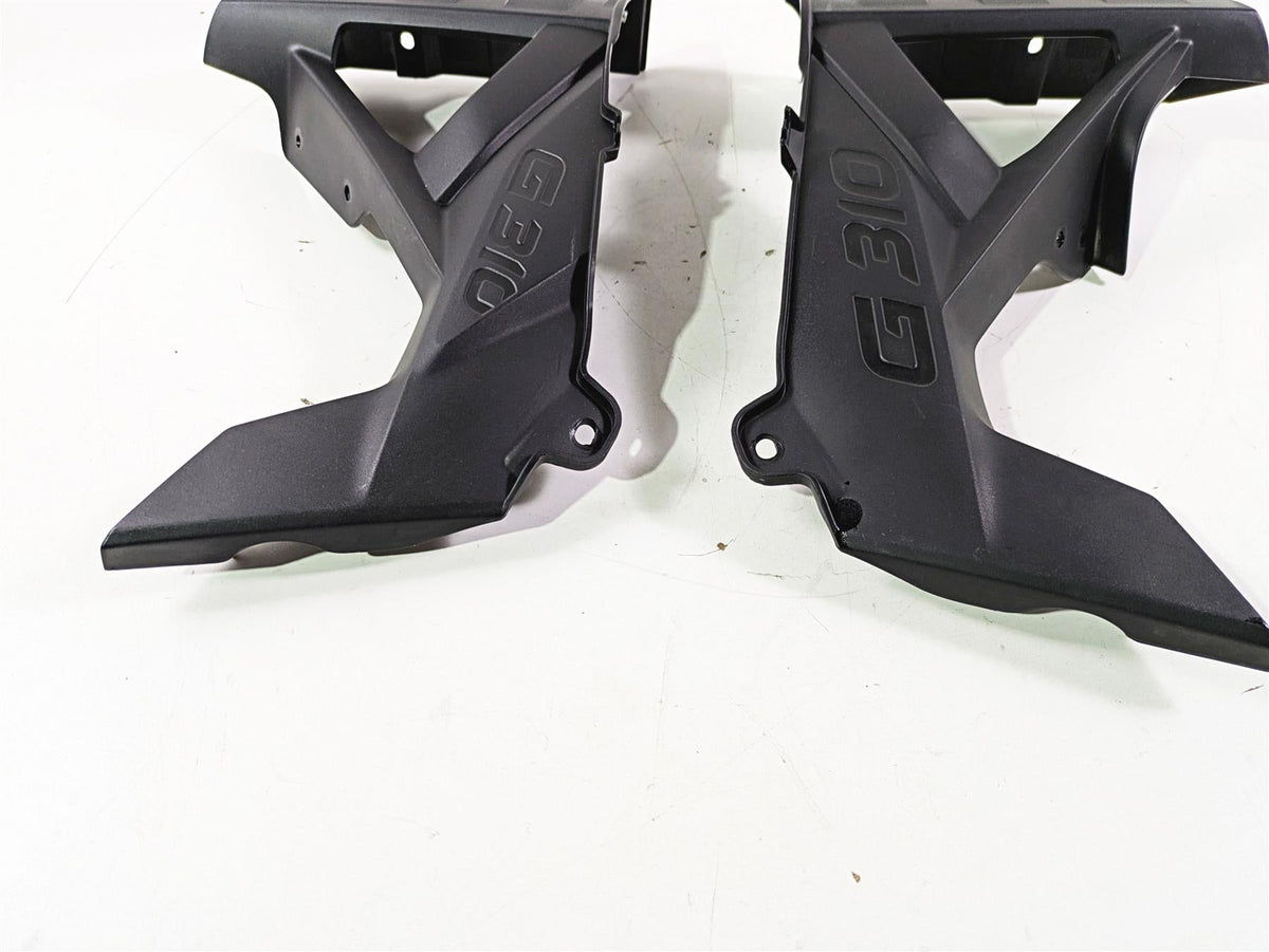 2019 BMW G310GS K02 Radiator Grill Cover Fairing Set 46638560422 46638560421 {{ shop.shopifyCountryName }} - Mototech271