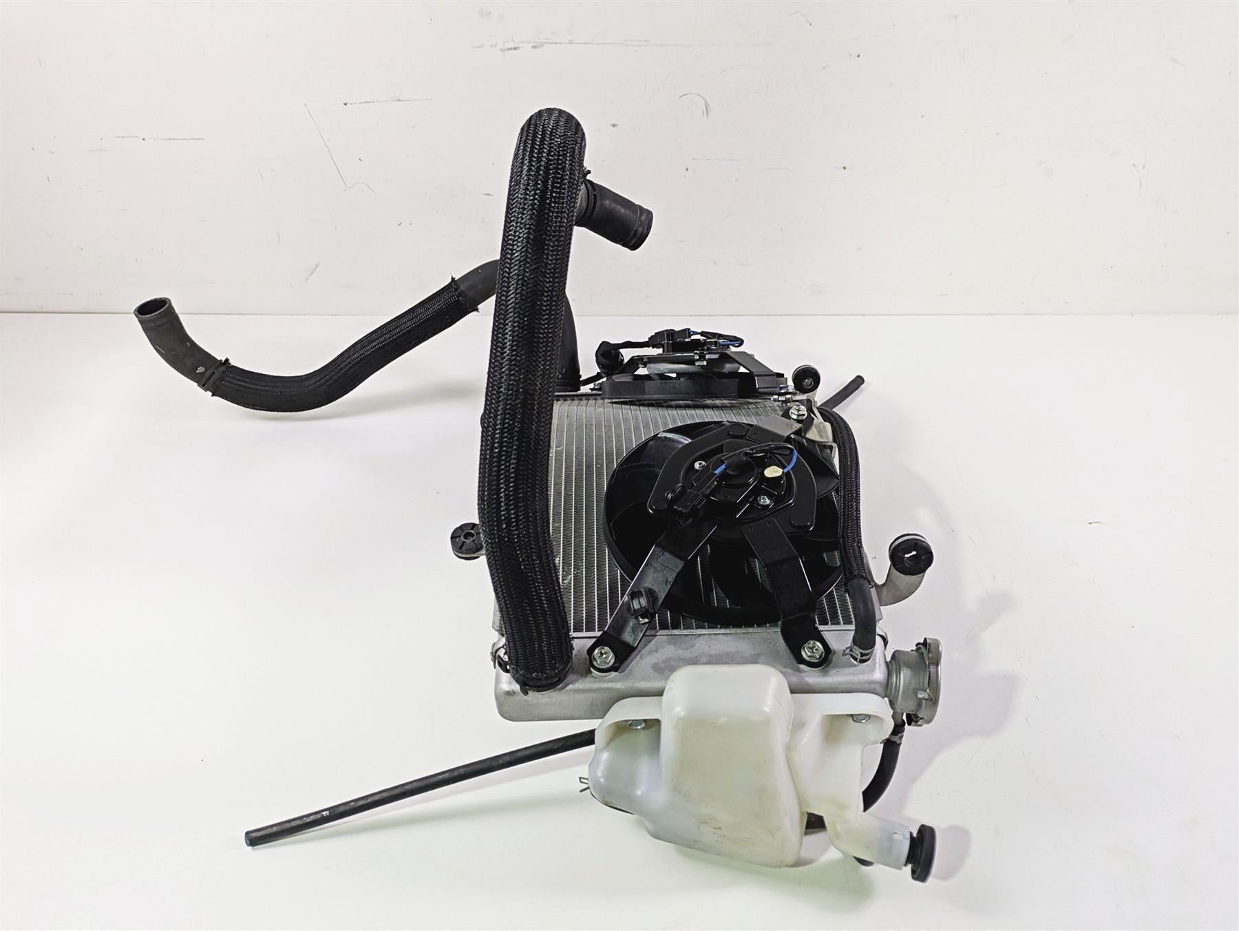 2023 Suzuki GSX1300 RR Hayabusa Radiator Fan Reservoir Hoses -Read 17710-10L00 {{ shop.shopifyCountryName }} - Mototech271