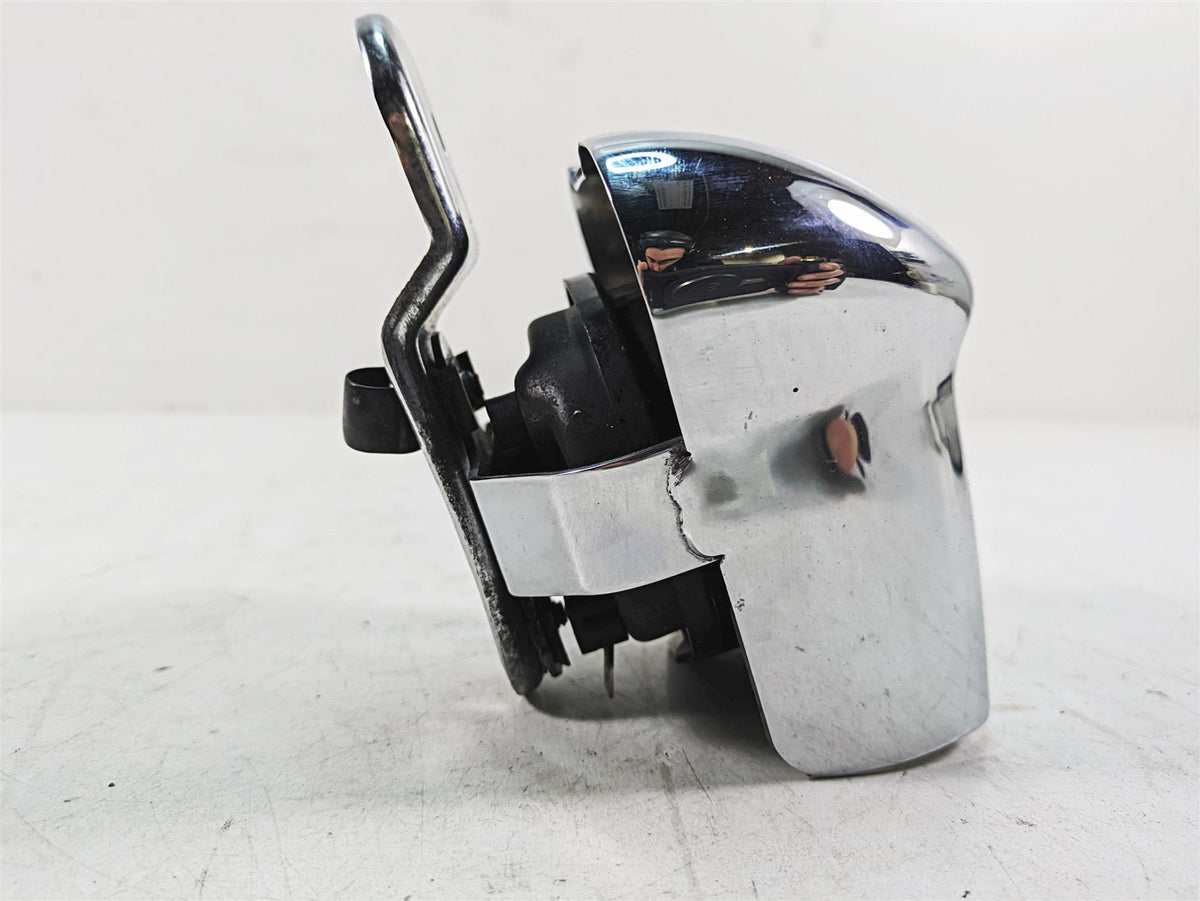 2020 Harley Touring FLHX Street Glide Horn + Chrome Cover 69060-90H 61300523A {{ shop.shopifyCountryName }} - Mototech271