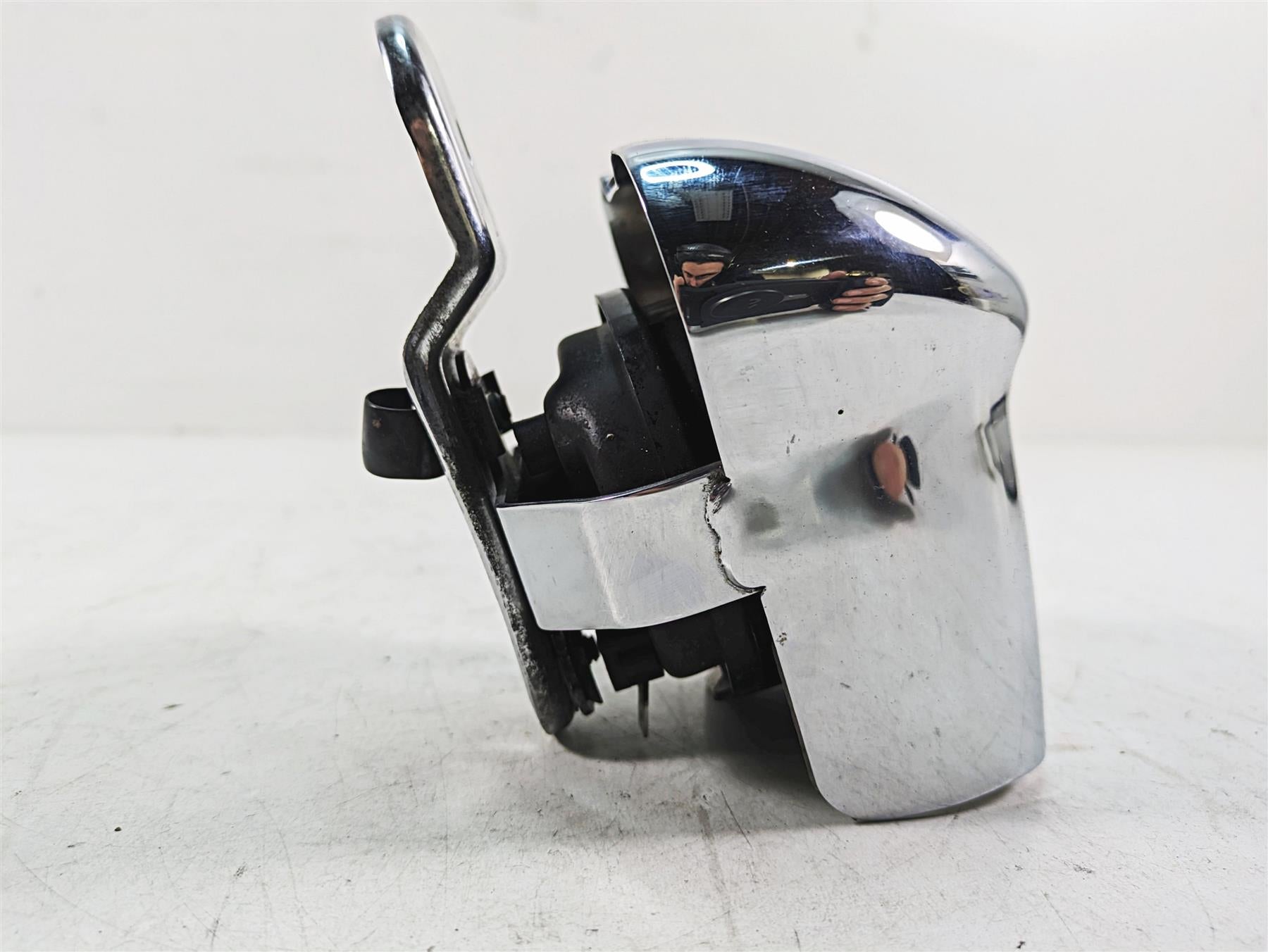 2020 Harley Touring FLHX Street Glide Horn + Chrome Cover 69060-90H 61300523A {{ shop.shopifyCountryName }} - Mototech271
