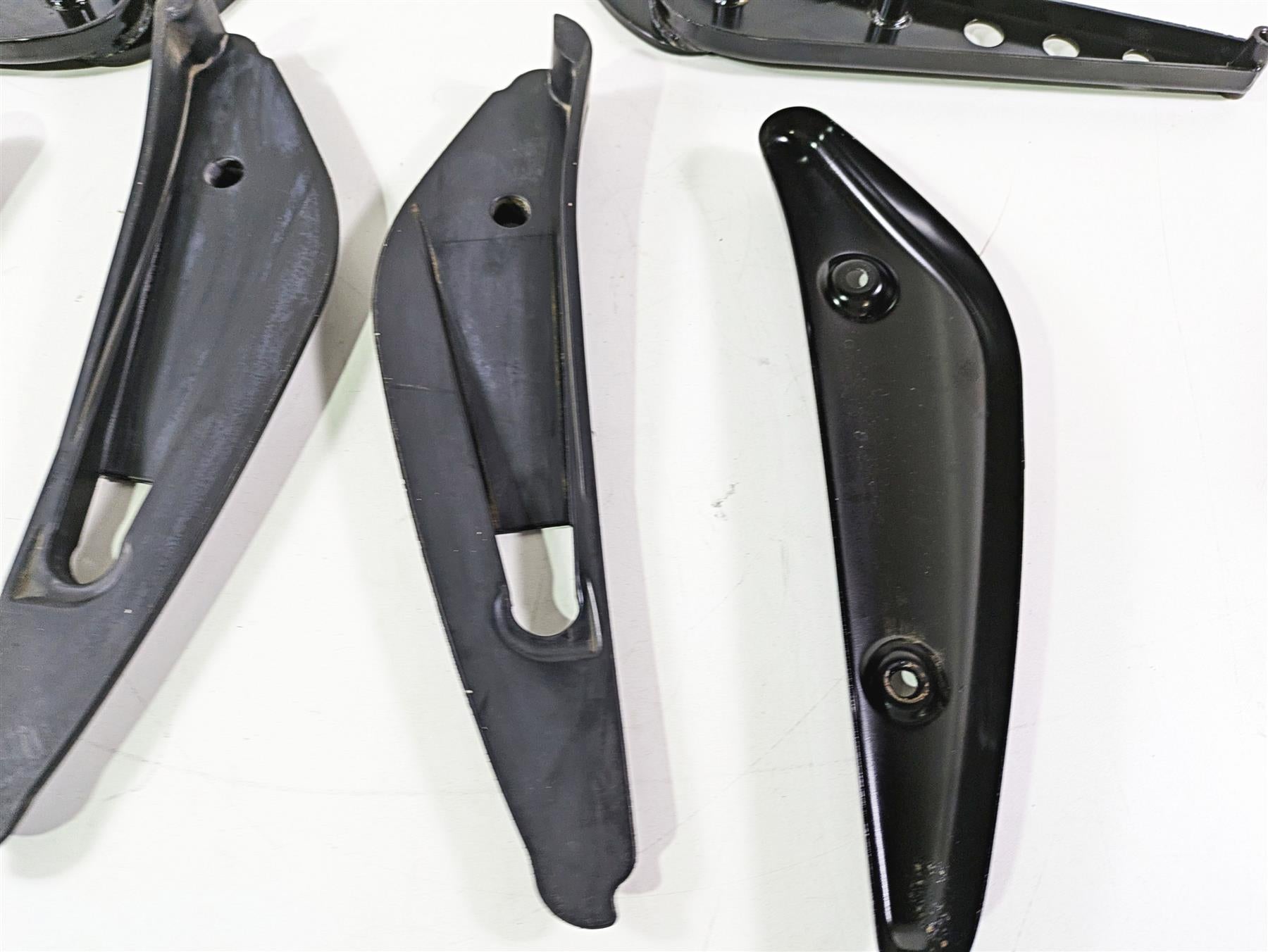 2016 Suzuki M109R VZR1800 Boulevard Rear Fender Strut Cover Set 41630-48G20 {{ shop.shopifyCountryName }} - Mototech271